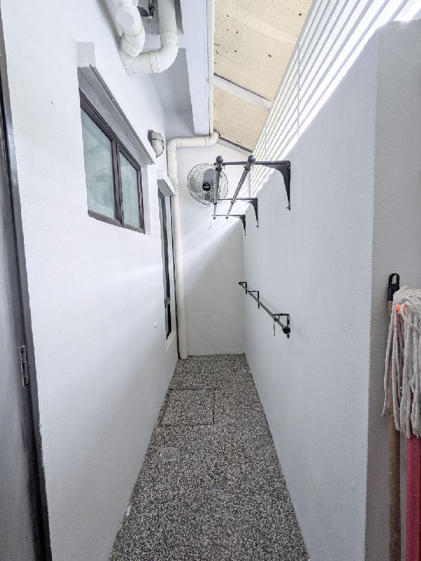 RENOVATED DOUBLE STOREY TERRACE PARKLANDS SEMENYIH - photo 8