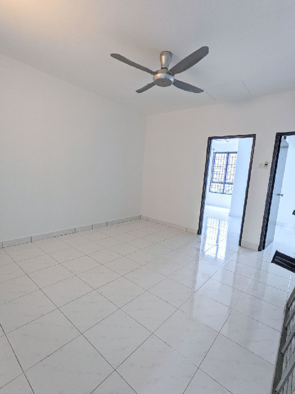 RENOVATED DOUBLE STOREY TERRACE PARKLANDS SEMENYIH - photo 12