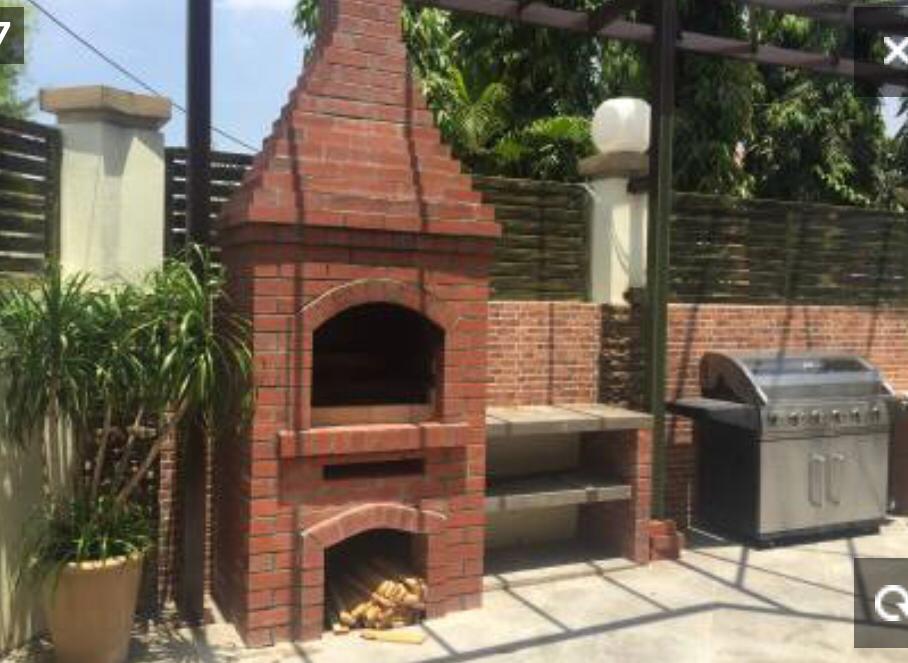 Bungalow House for Sale - photo 2