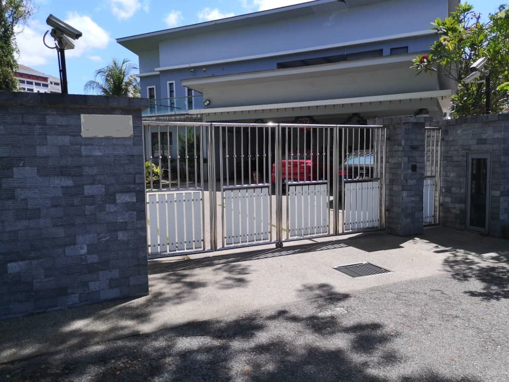 Bungalow House for Sale
