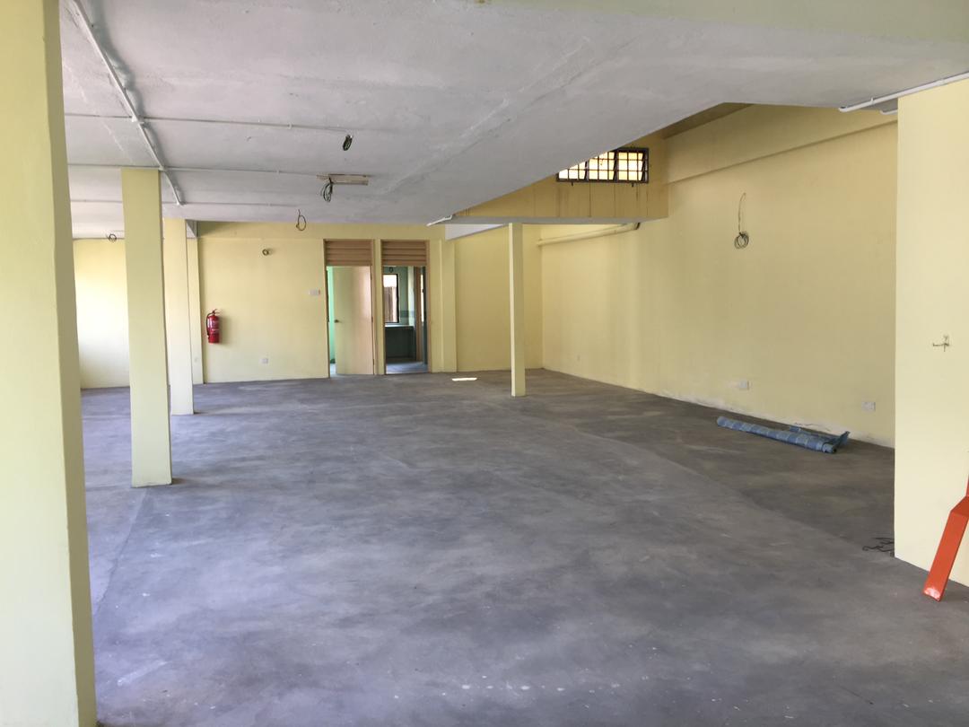 4 storey Shop Lot for Rent - photo 4