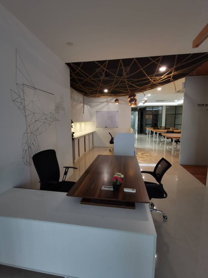 3 Storey Shop Lot for Rent - photo 5
