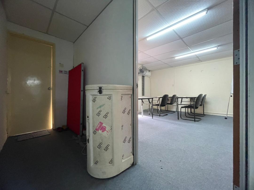 Pandan Indah Half Portion Office To Let - photo 8