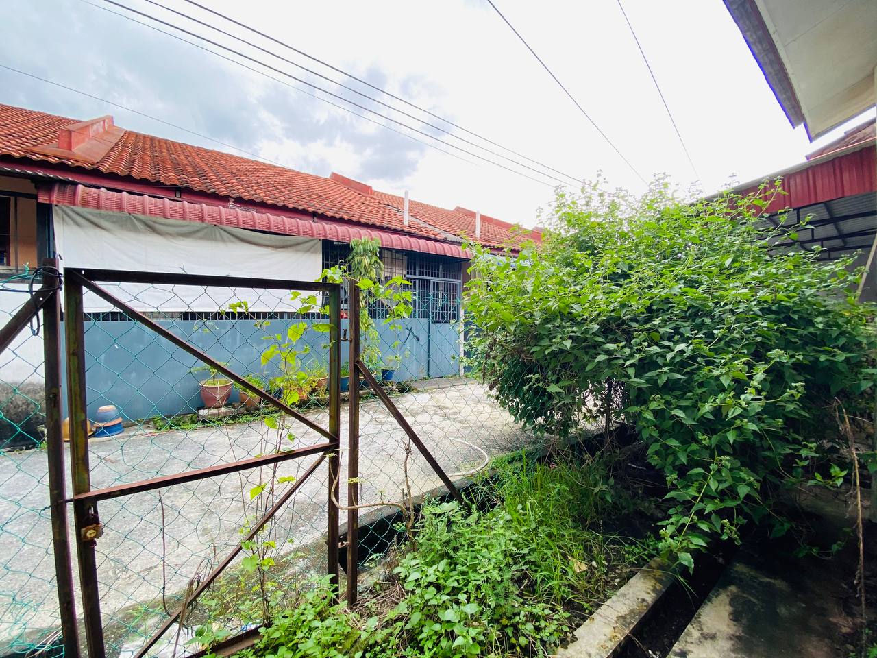 Single Storey, Tmn Pahlawan Telok Panglima Garang - photo 6