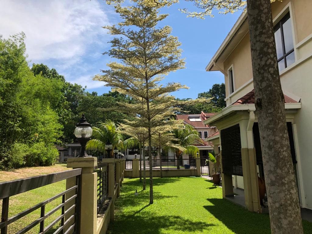 Double Storey Lakeside ENDLOT Kota Kemuning - photo 4