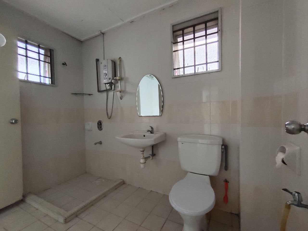 Bukit Subang, Shah Alam - photo 12