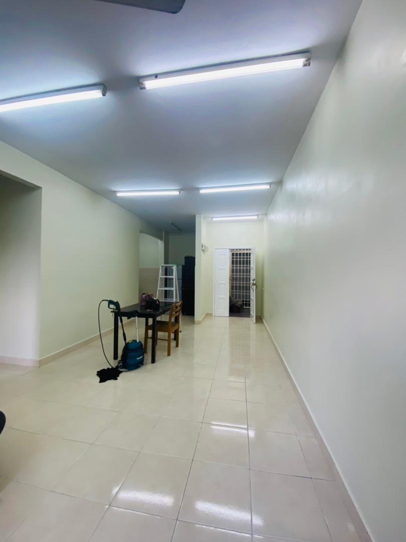Kristal Heights Apartment, Seksyen 7, Shah Alam - photo 2