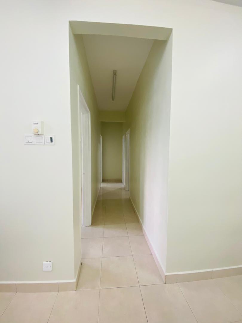 Kristal Heights Apartment, Seksyen 7, Shah Alam - photo 11