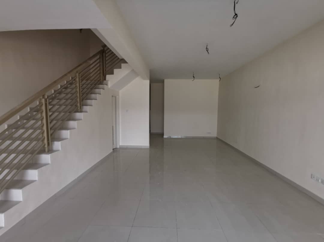 Double Storey Bukit Bandaraya Seksyen U11 - photo 2