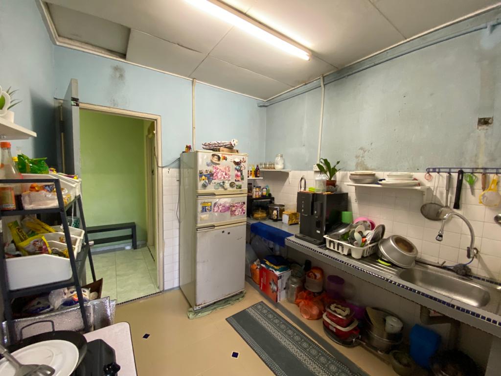 Flat Pkns Seksyen 24 Shah Alam - photo 5