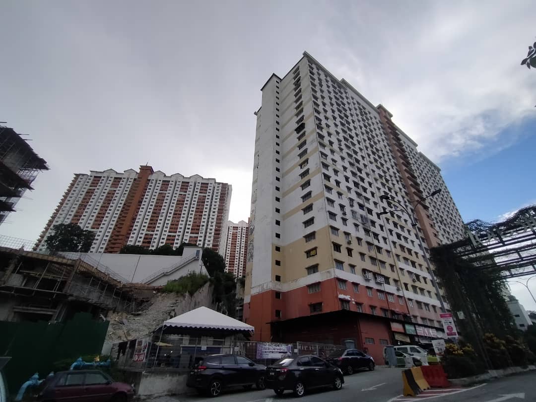 Apartment Flora Damansara - photo 10