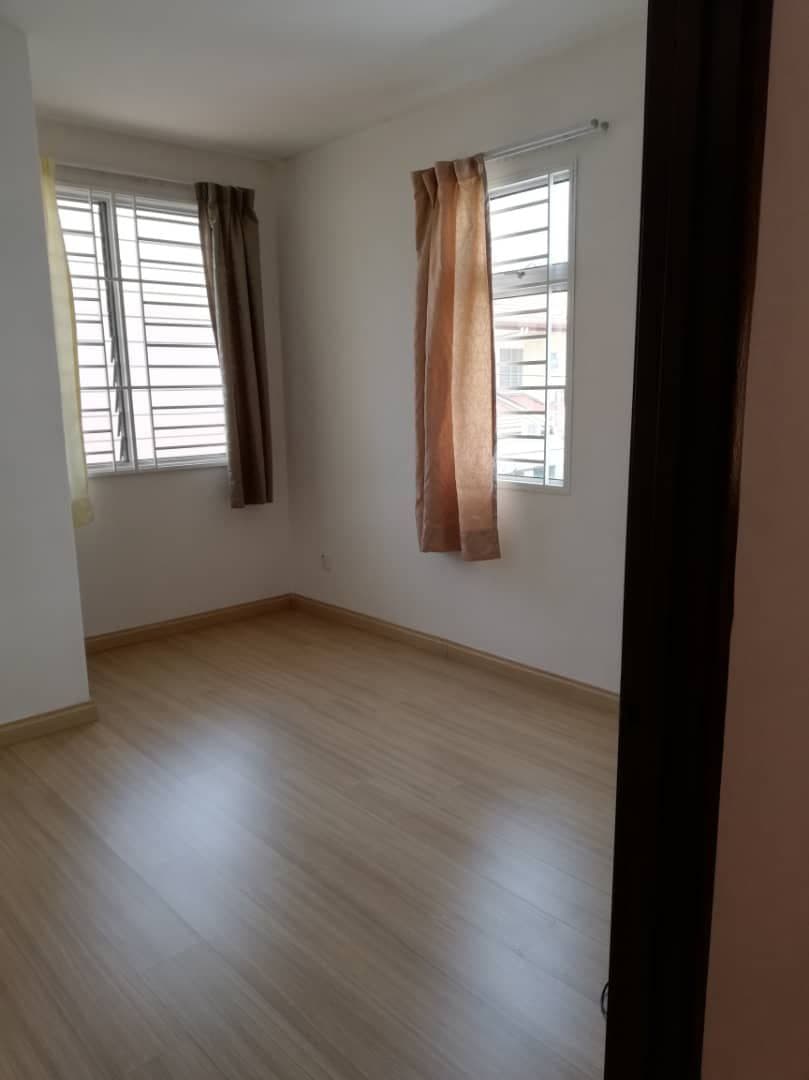 End Lot 2-sty Extra Land Park Residences, PD - photo 9