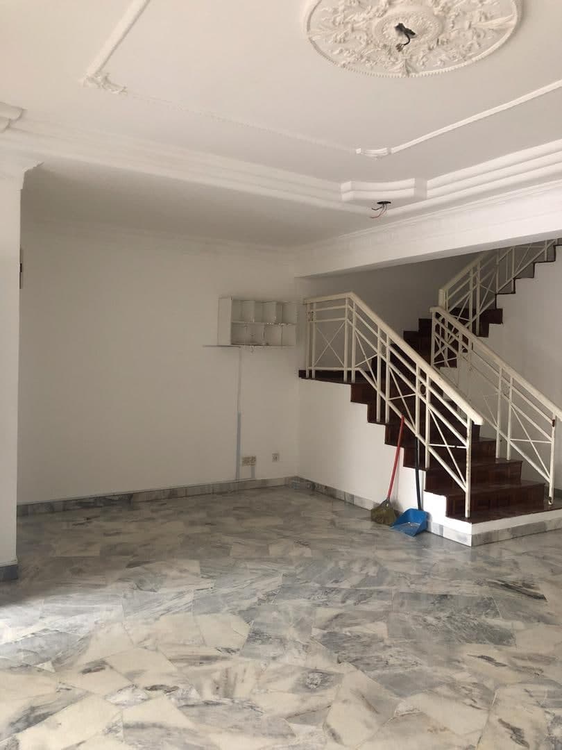 BUILT-IN WDROBE, KITCHEN 2-sty Suadamai BTHO - photo 6