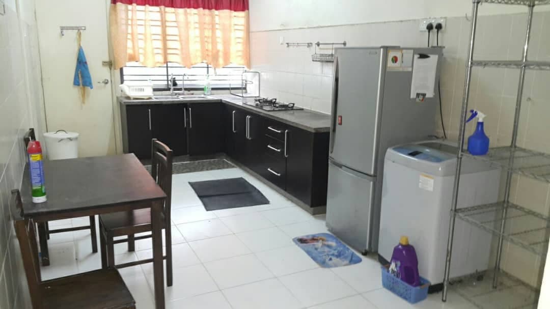 2 half sty SPACIOUS BUILTIN DROBE Bdr Nusa Rhu U10 - photo 5