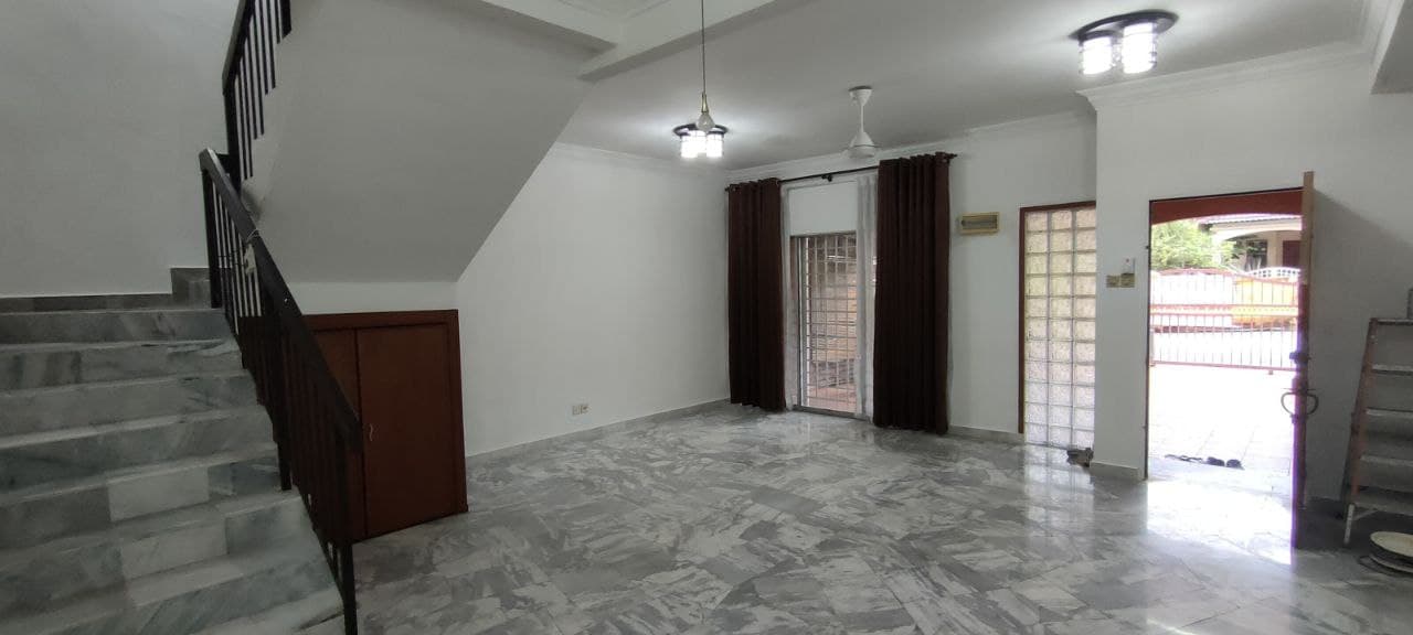 EXT KITCHEN WITH CABINET 2-sty Taman Mawar 1, BBST - photo 4