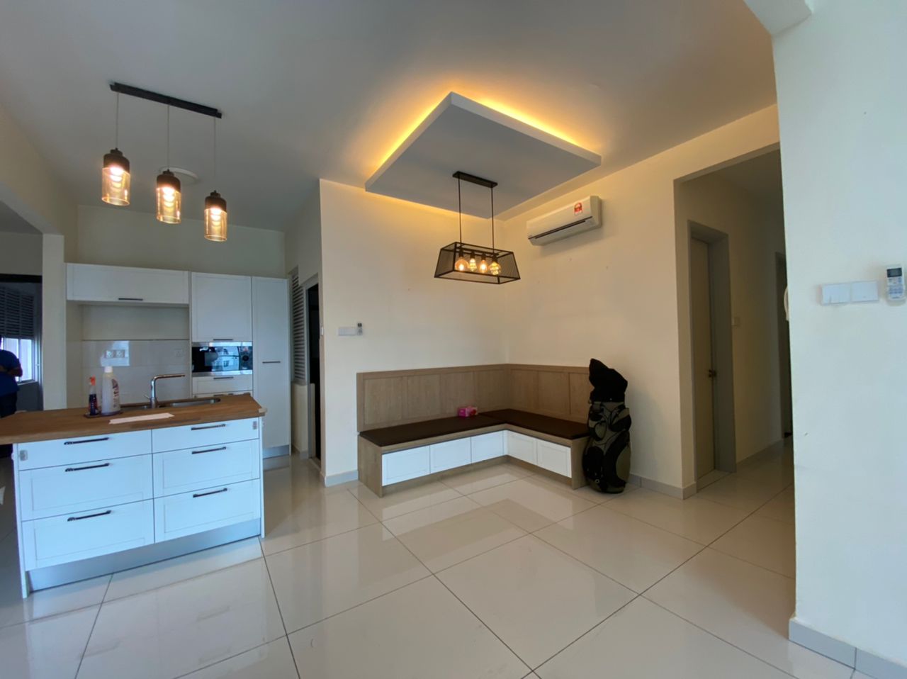 Almost half price renovated Saville Condo Bangsar