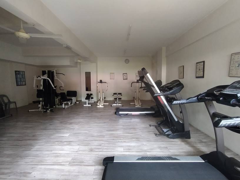 RESORT STYLE NEAR HIGHWAYS LOW DENSITY CONDO - photo 3