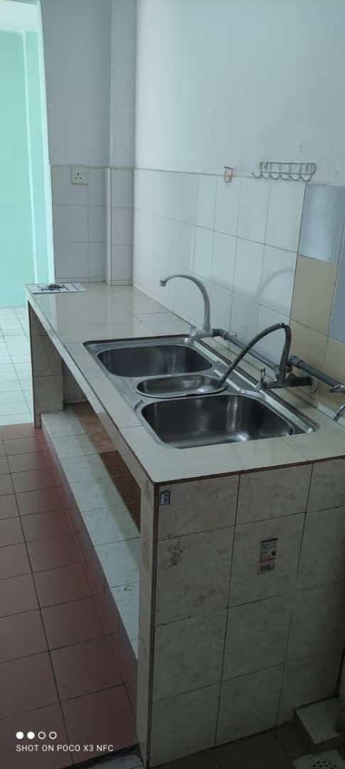 Murah Tgkt Bawah Apmt Permai Damansara Damai - photo 4
