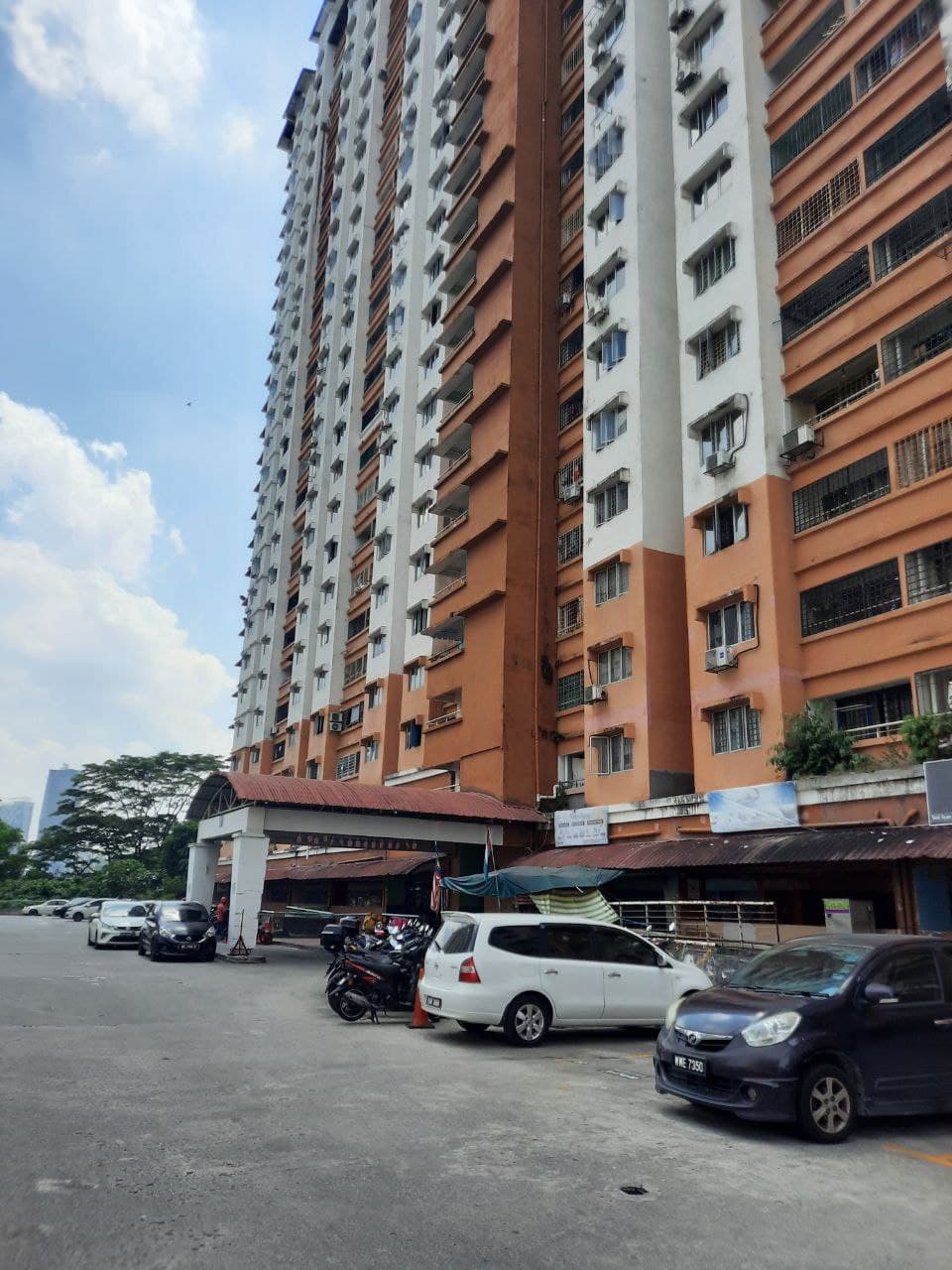 Below Market Near IKEA Big Sq Apmt Flora Damansara
