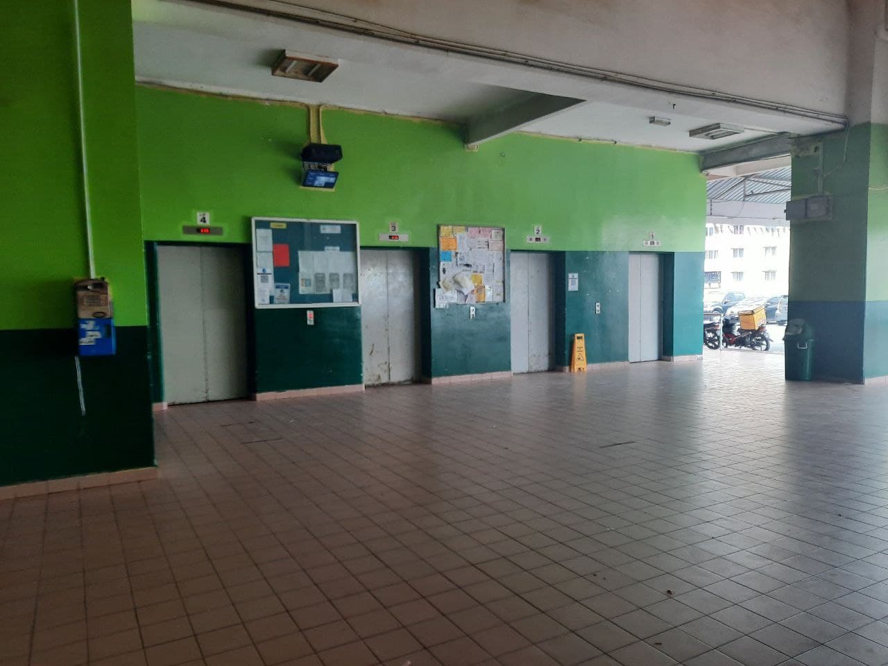 Below Market Near IKEA Big Sq Apmt Flora Damansara - photo 2
