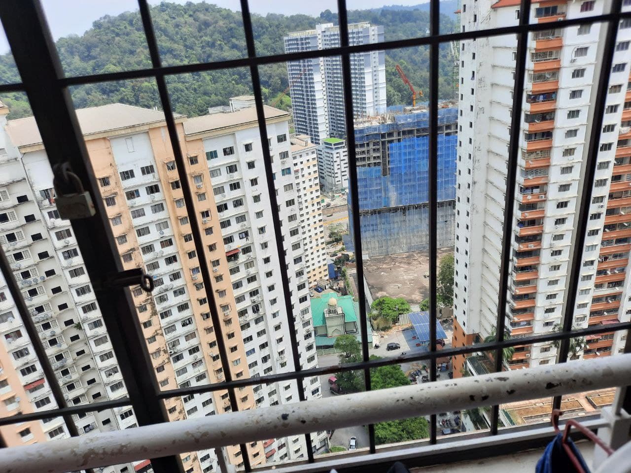 Below Market Near IKEA Big Sq Apmt Flora Damansara - photo 6
