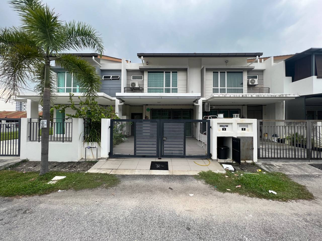 Cantik Reno Murah - 2-sty Bandar Saujana Putra - photo 2