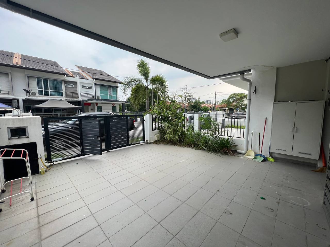 Cantik Reno Murah - 2-sty Bandar Saujana Putra - photo 4