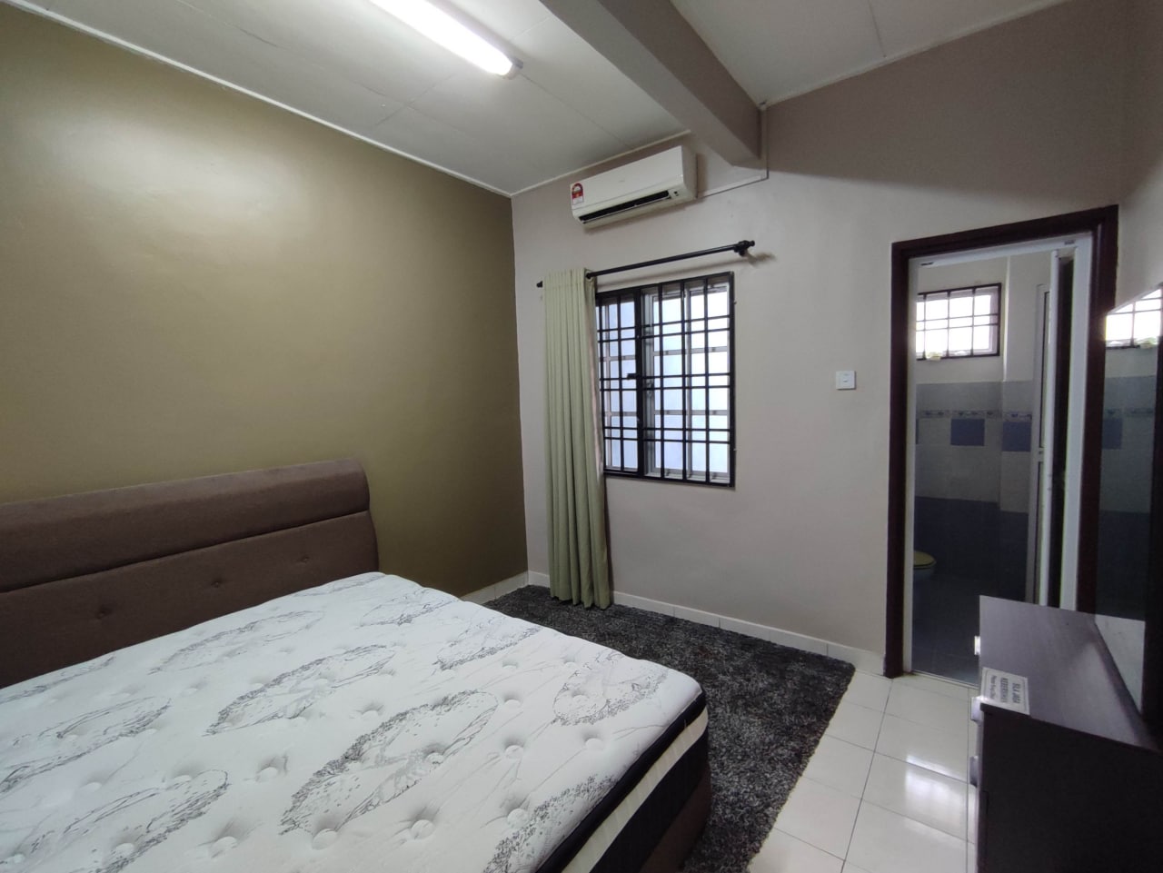 Partly Furnished 2-sty Terrace Sekyn 3 Bangi - photo 10