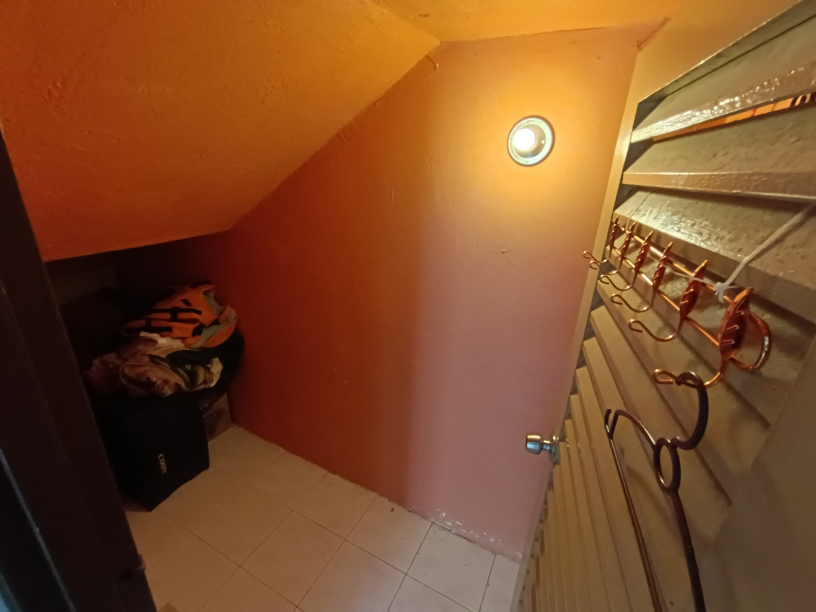 Very Big 2-sty Semi D Salak Tinggi - photo 5