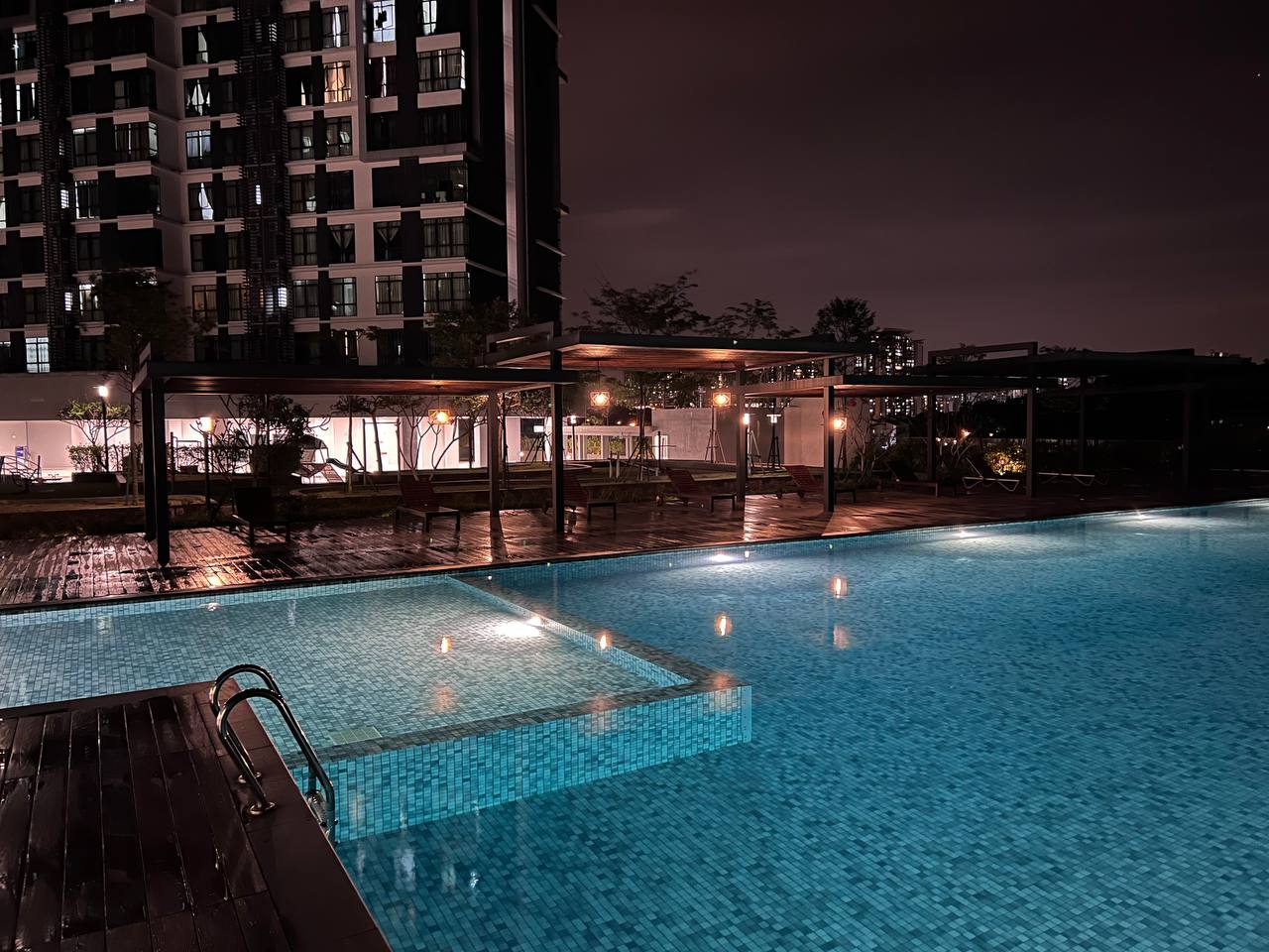 Fully Furnished Service Residence Condo Cyberjaya - photo 1