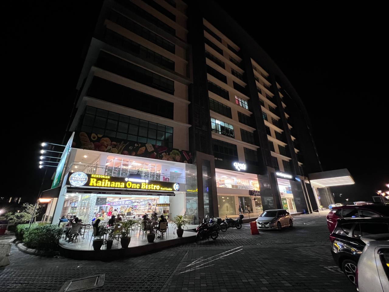 Fully Furnished Service Residence Condo Cyberjaya - photo 11