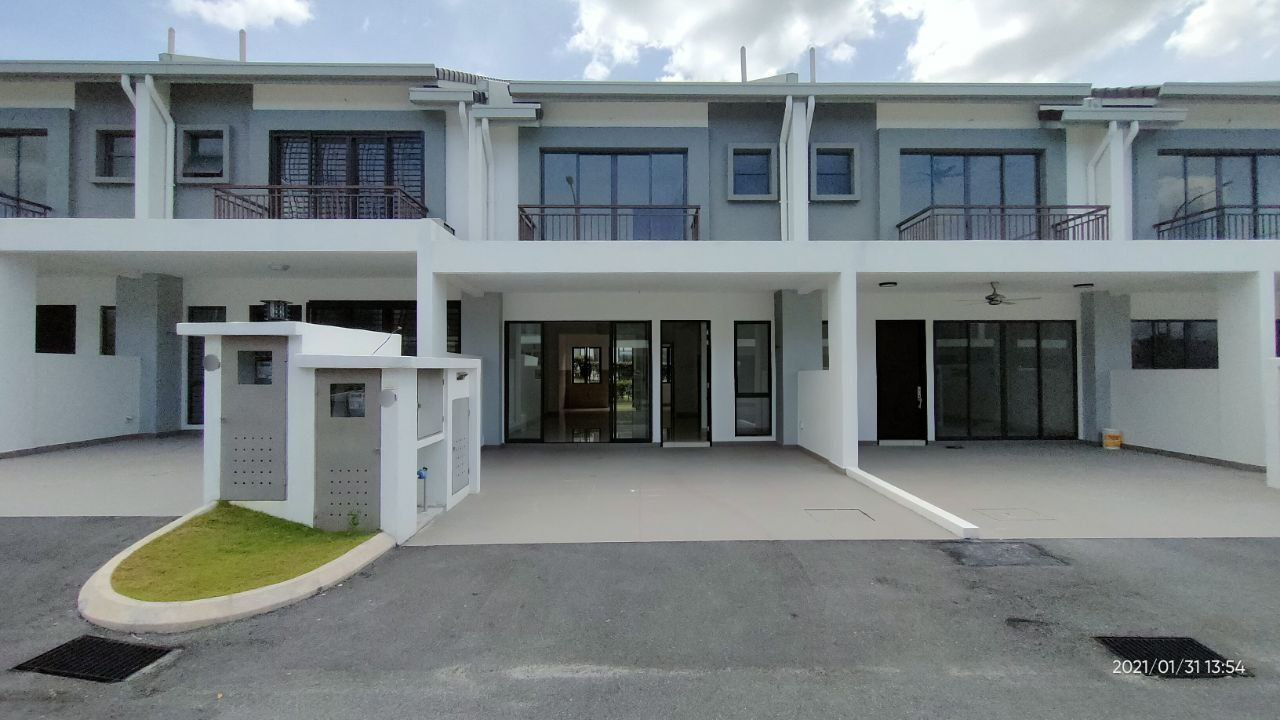 NEW FREEHOLD NON BUMI Diamond City 2-sty - photo 2