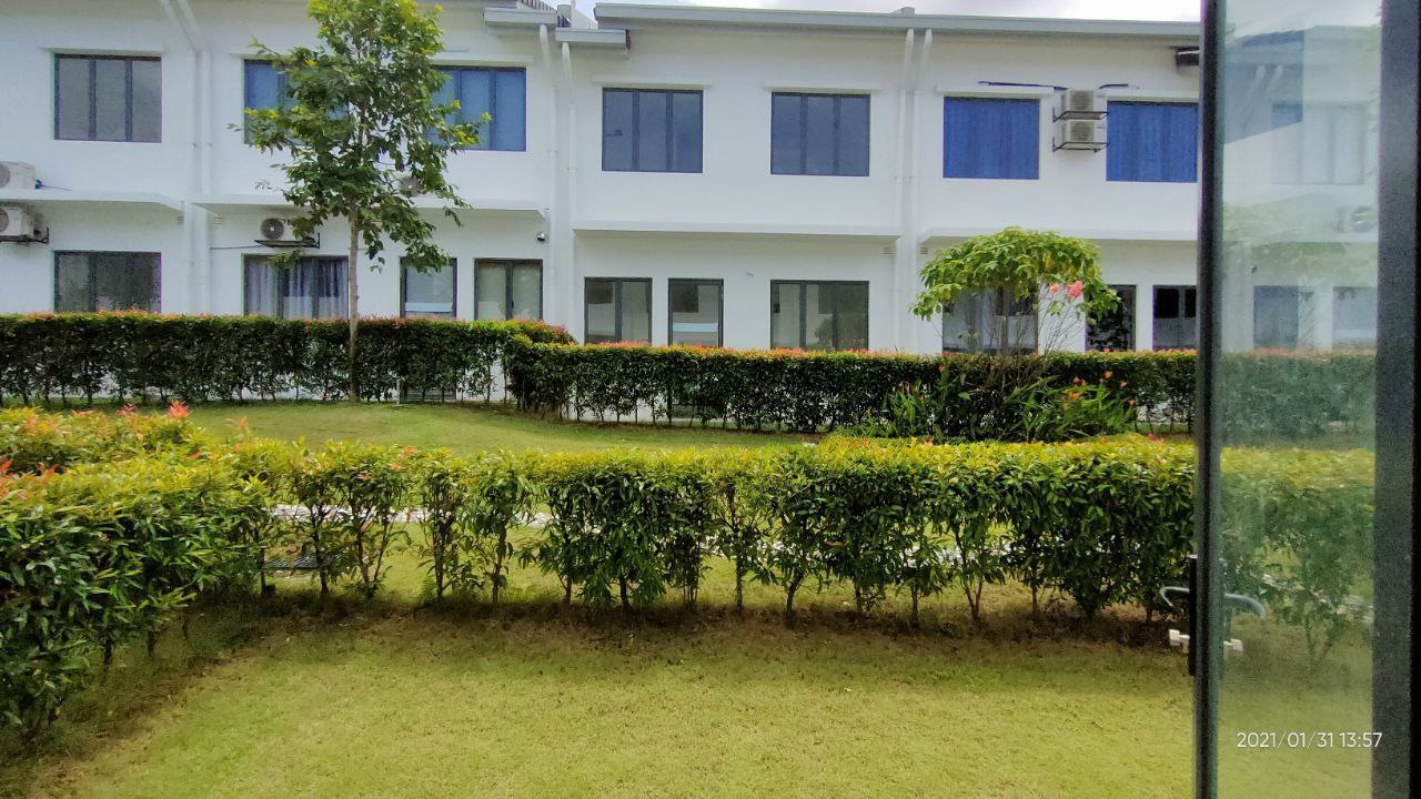 NEW FREEHOLD NON BUMI Diamond City 2-sty - photo 9