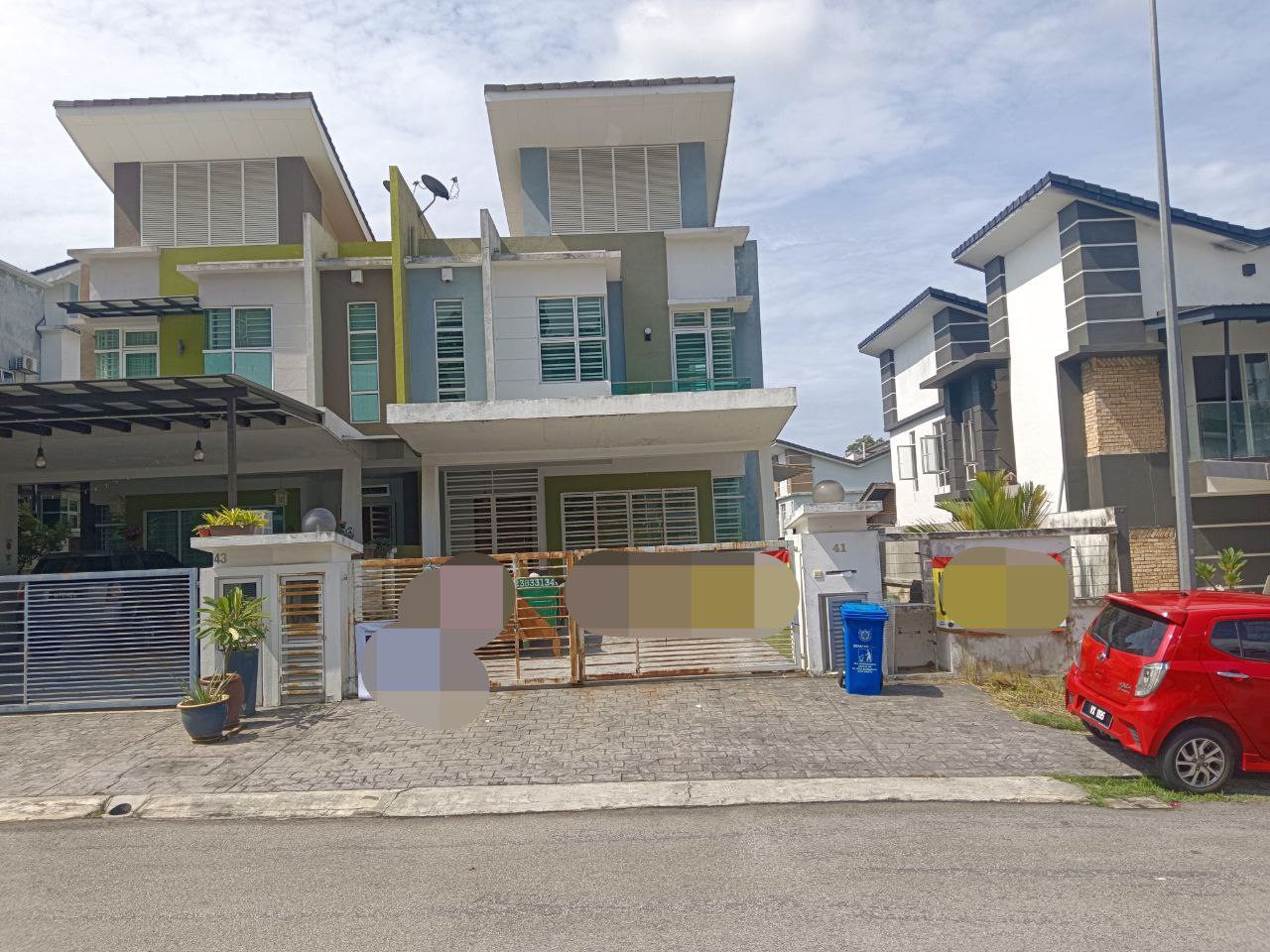 Double Storey Semi-D ...