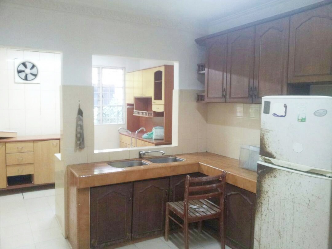 2 stry CORNER TANAH BESAR seksyen 3 bangi - photo 4