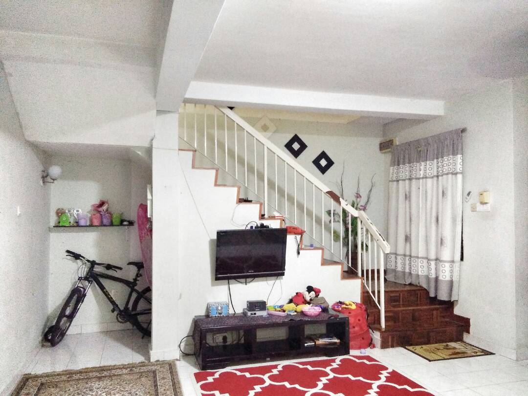 DOUBLE STOREY BANDAR SERI PUTRA, BANGI - photo 2