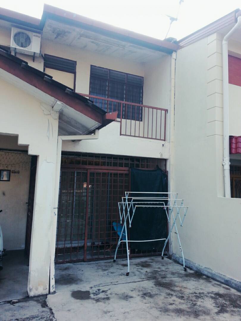 2 STOREY HOUSE CORNER LOT AT TAMAN SEREMBAN JAYA, - photo 5