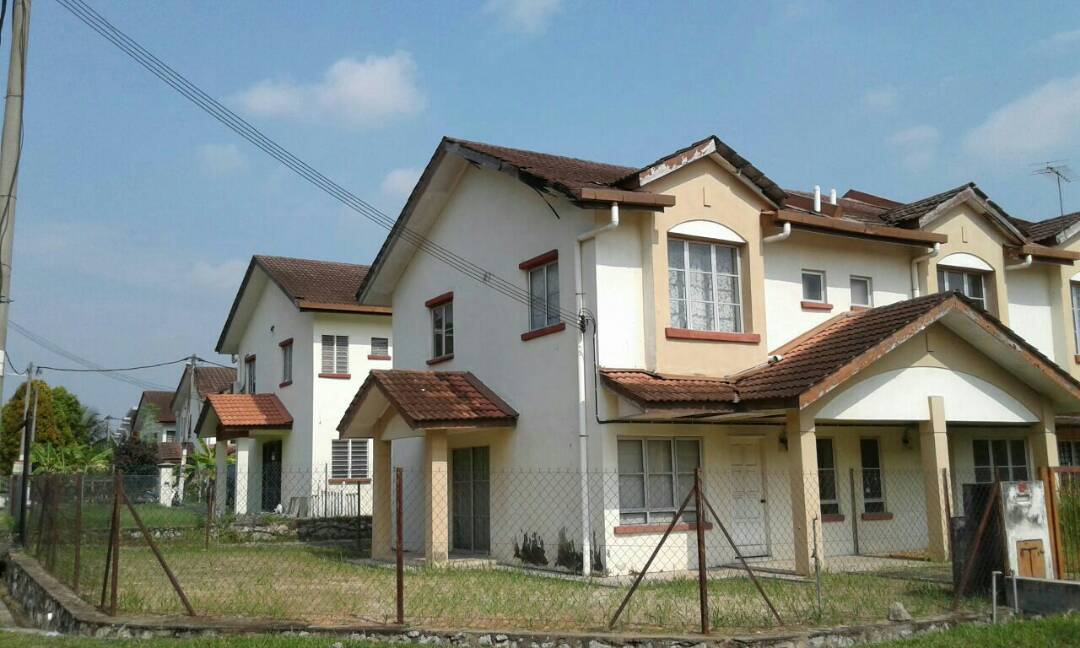 CORNER LOT BUKIT MAH ...