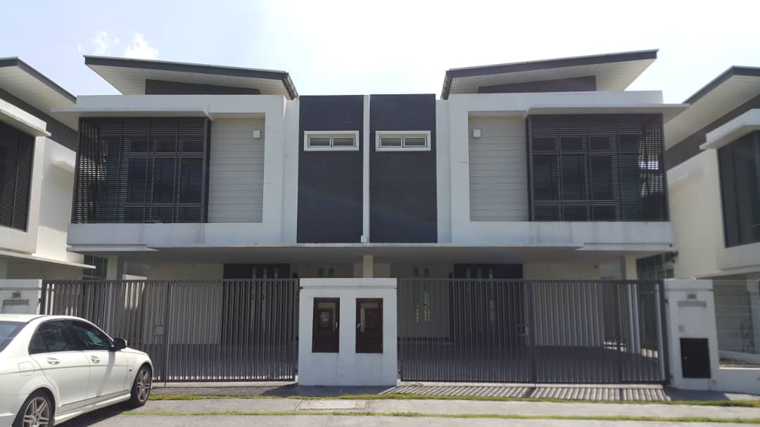 Semi-D Trillium Resort Residences at Perdana Lakev - photo 8