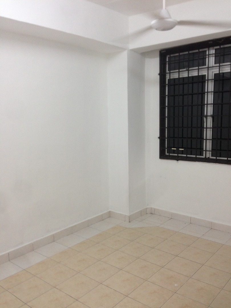 Ground Floor Camelia Court Apartment Nilai Impian - photo 4