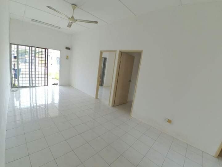 1 Storey Terrace  End Lot  at Kota Warisan - photo 2