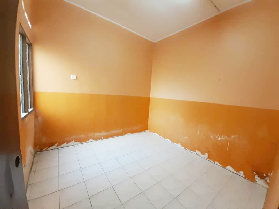 SINGLE STOREY TAMAN GADONG JAYA - photo 2