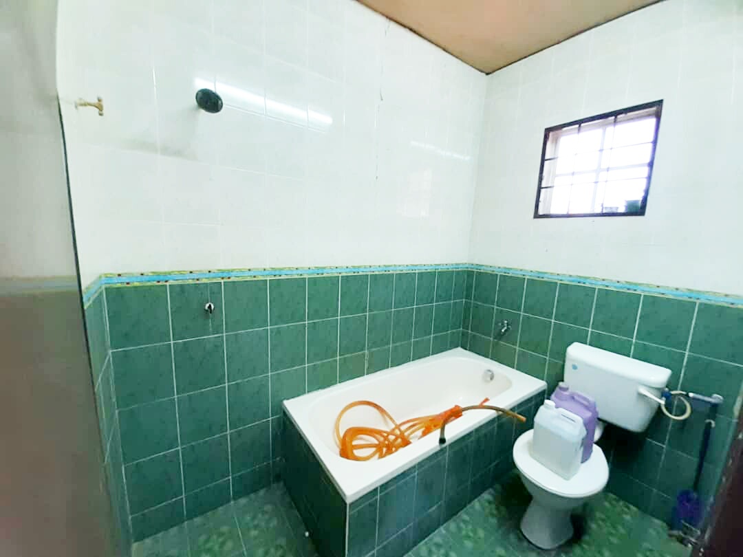 SINGLE STOREY TAMAN GADONG JAYA - photo 9