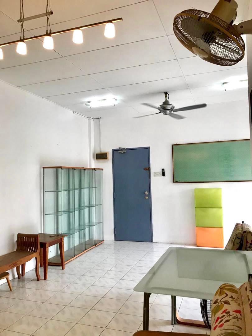 Condominium Indah, P ...