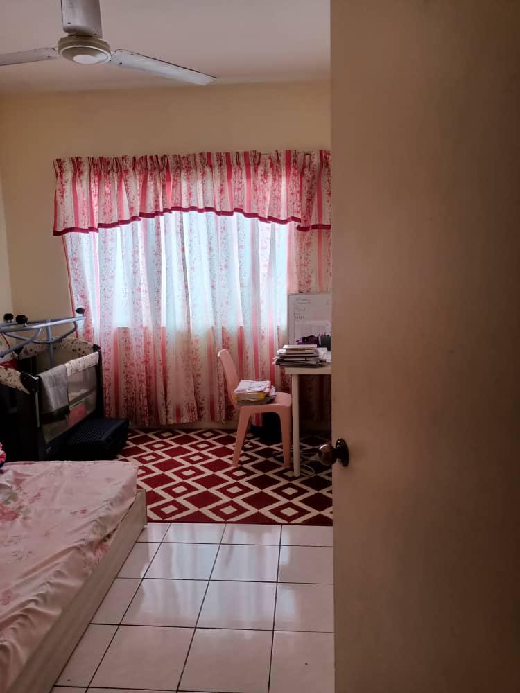 Desaminium Flora Apartmen Lestari Perdana - photo 3