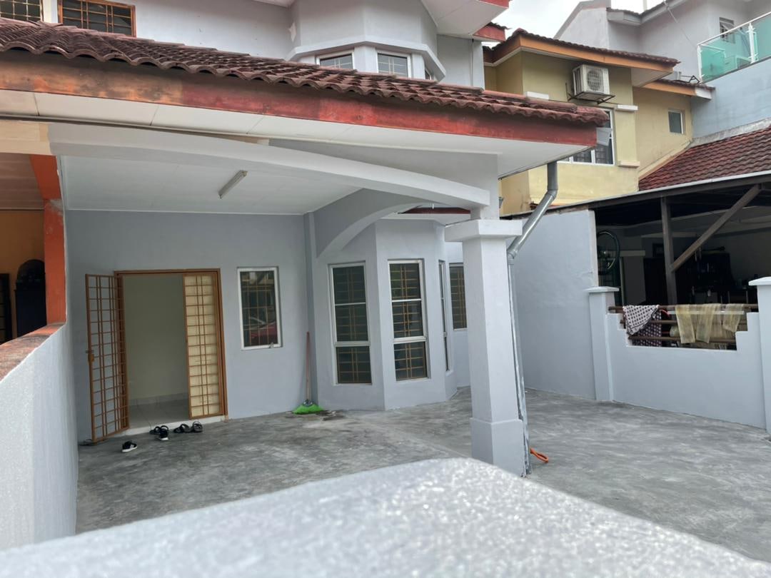 Double Storey Taman Amanputra Puchong - photo 2
