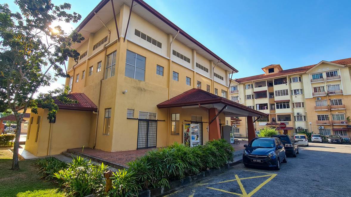 FURNISHED CORNER UNIT INTANA RIA APARTMENT SEKSYE - photo 3