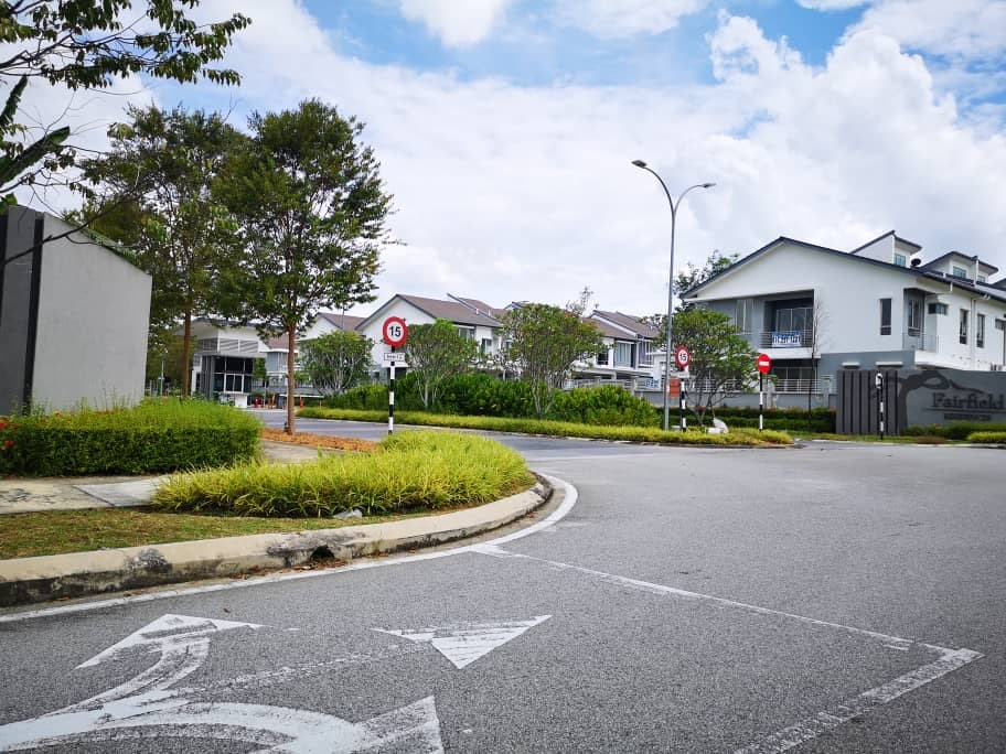 Corner Lot Fairfield Residences Tropicana Heights - photo 2