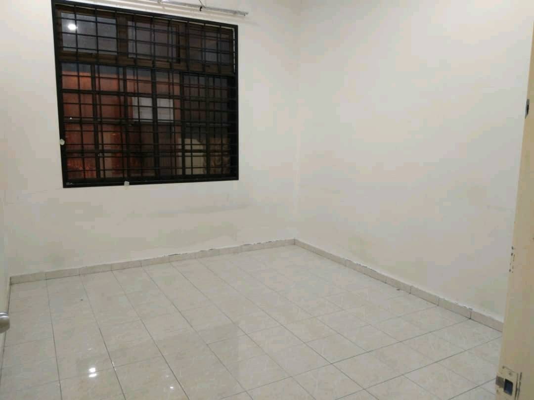 TERES SATU TINGKAT TAMAN DESA PUTERI BAHAU - photo 4