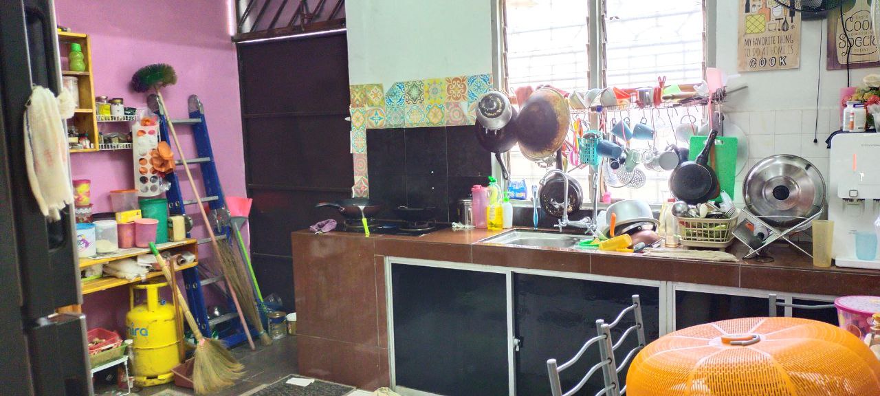 Single Storey Intermediate Taman Semarak - photo 7